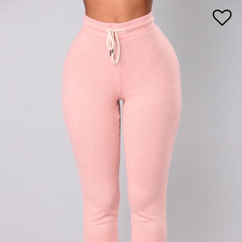 NWOT Fashion Nova Modern Culture Jogger Medium